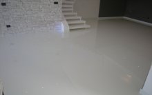 API WET Finitura effetto bagnato lucido per pavimenti in resina